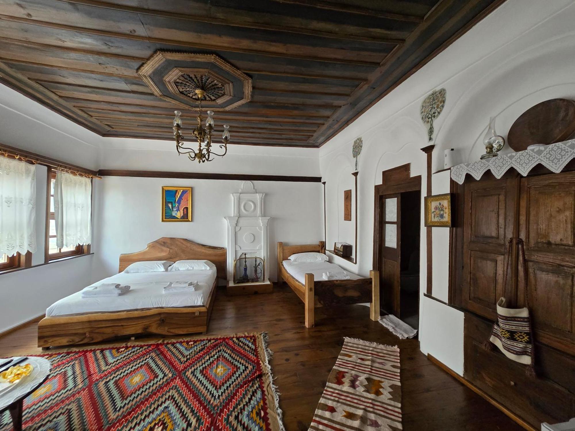 Hotel Ansel Berat Exterior foto