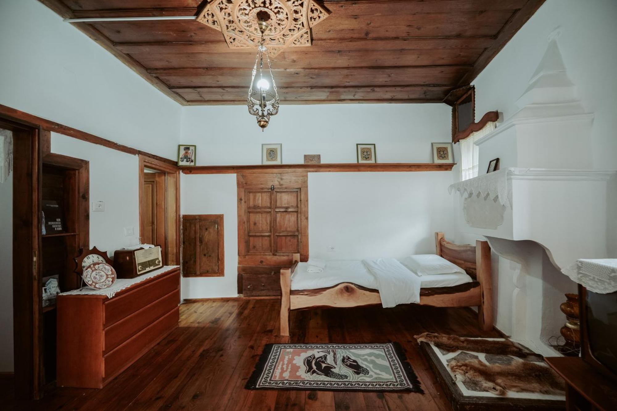 Hotel Ansel Berat Exterior foto