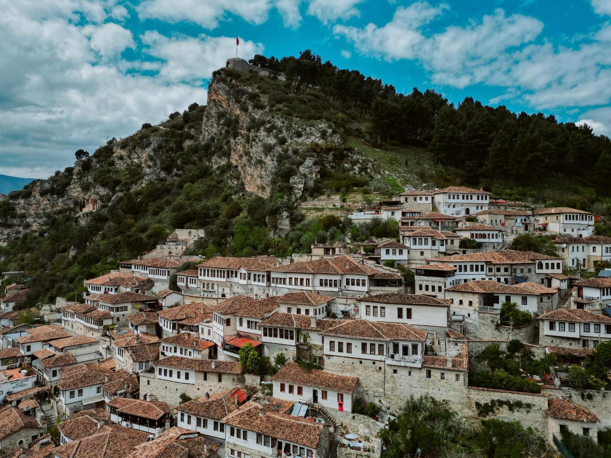 Hotel Ansel Berat Exterior foto
